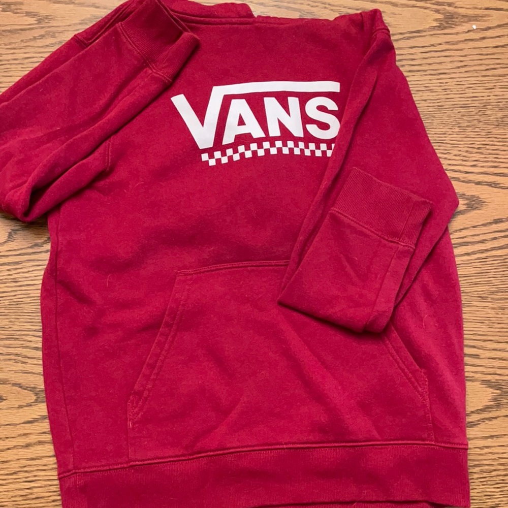 Vans-  unisex pull over hoodie (maroon)